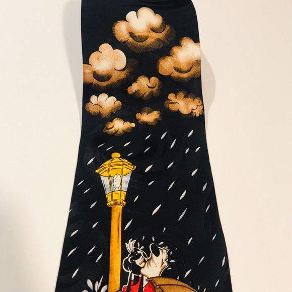 Disney’s Mickey Unlimited 100% Silk Tie - Picture 3 of 4